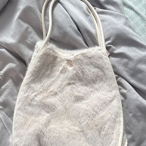 Faux Fur Tote Bag in Cream